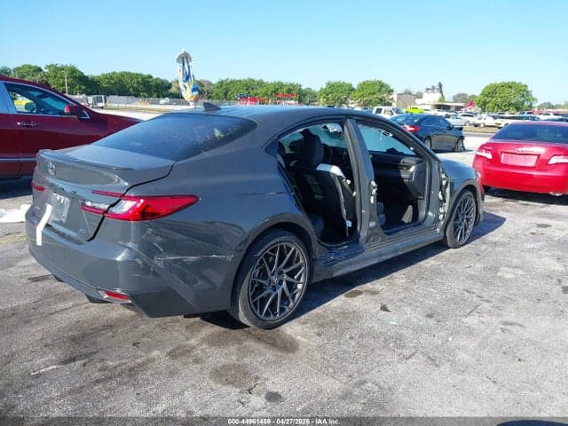 2025 TOYOTA CAMRY SE 4