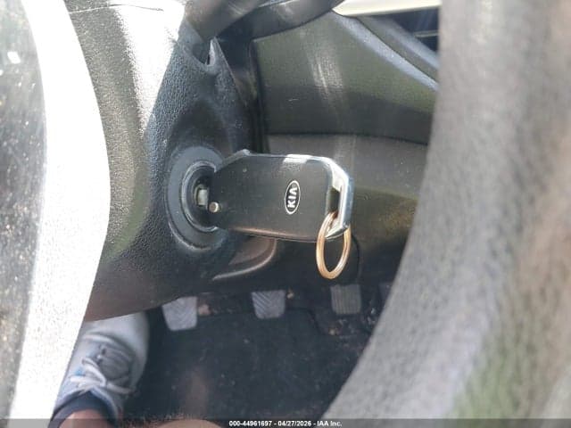 2019 KIA FORTE FE 11