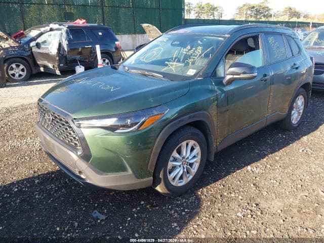 2025 TOYOTA COROLLA CROSS LE 2