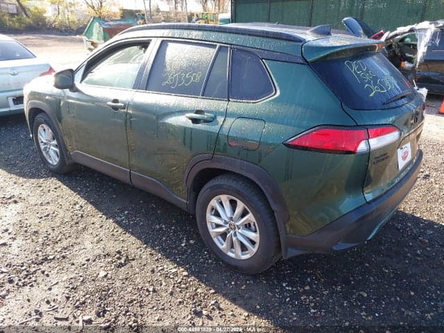 2025 TOYOTA COROLLA CROSS LE 3
