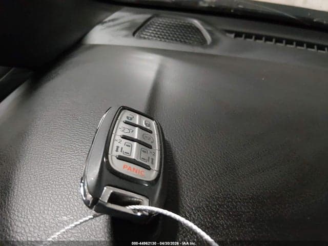 2025 CHRYSLER PACIFICA SELECT 11