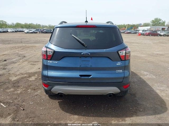 2018 FORD ESCAPE SE 16