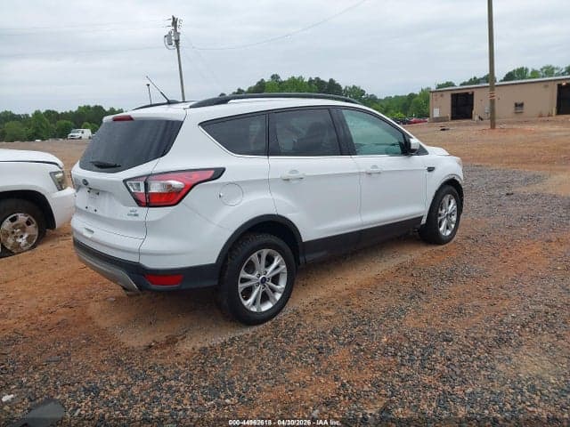 2018 FORD ESCAPE SE 4