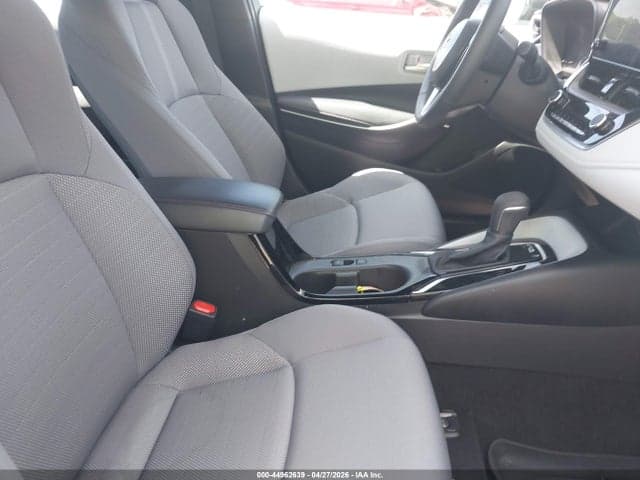 2025 TOYOTA COROLLA SE 5