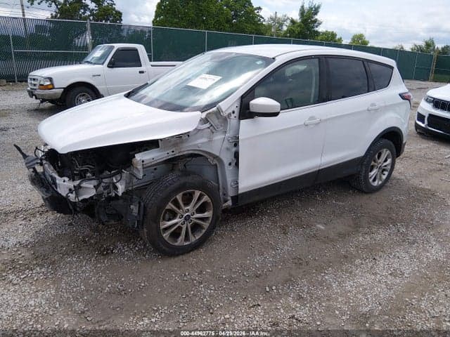 2017 FORD ESCAPE SE 2