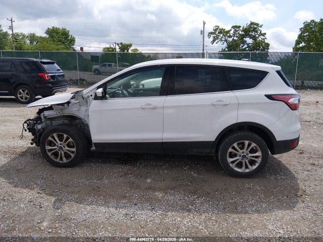 2017 FORD ESCAPE SE 14