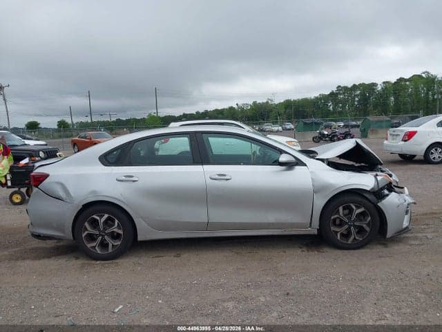 2021 KIA FORTE LXS 13