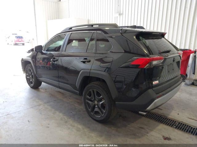 2023 TOYOTA RAV4 ADVENTURE 3