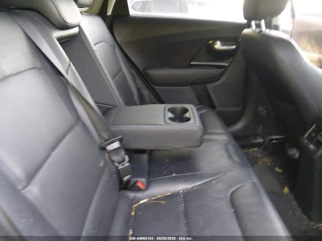 2017 KIA NIRO TOURING 8