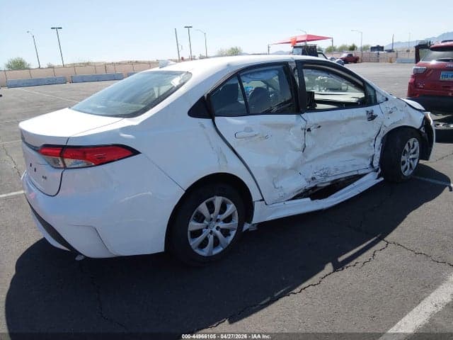 2022 TOYOTA COROLLA LE 4