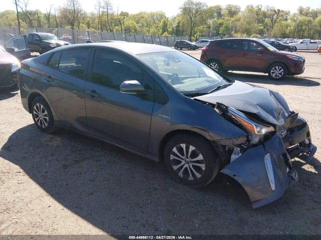 2022 TOYOTA PRIUS XLE AWD-E 1