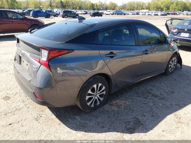 2022 TOYOTA PRIUS XLE AWD-E 4