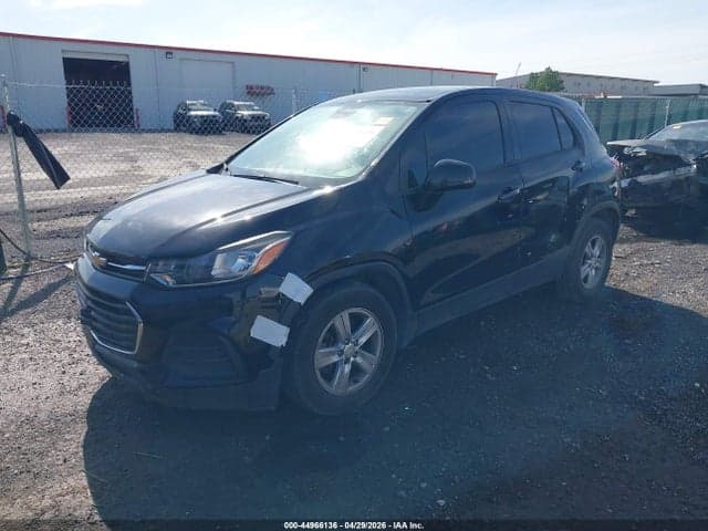 2019 CHEVROLET TRAX LS 2