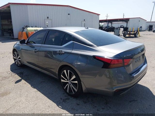 2021 NISSAN ALTIMA SR FWD 3