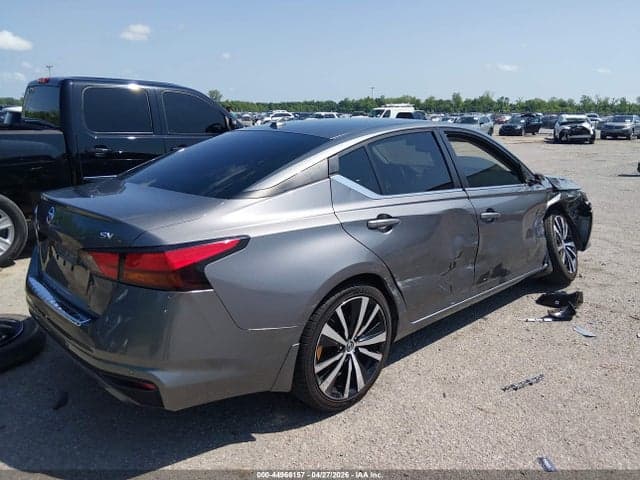 2021 NISSAN ALTIMA SR FWD 4