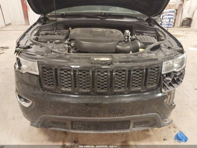 2018 JEEP GRAND CHEROKEE LAREDO E 4X4 11