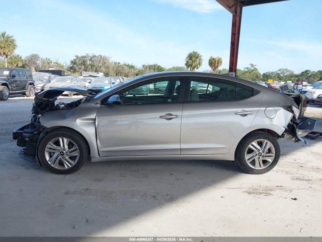 2020 HYUNDAI ELANTRA SEL 15