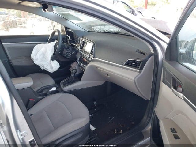 2020 HYUNDAI ELANTRA SEL 5