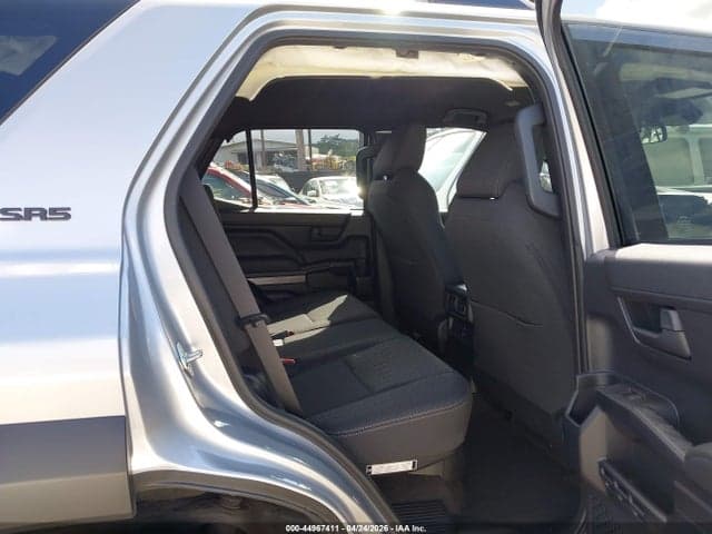 2025 TOYOTA 4RUNNER SR5 8