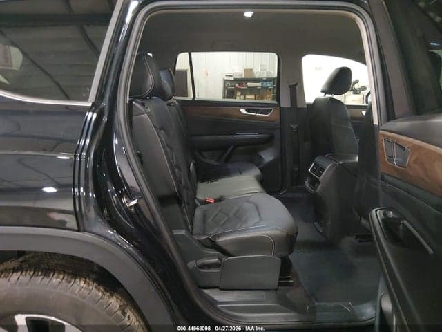 2025 VOLKSWAGEN ATLAS 2.0T SE 8