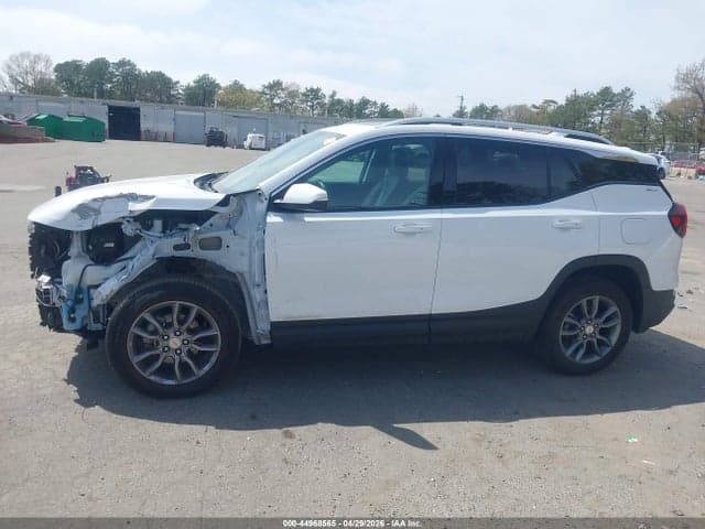 2022 GMC TERRAIN AWD SLT 15