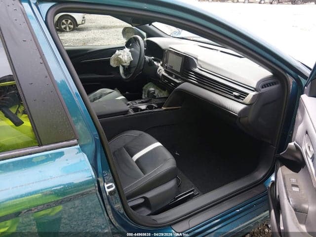 2026 TOYOTA CAMRY SE 5
