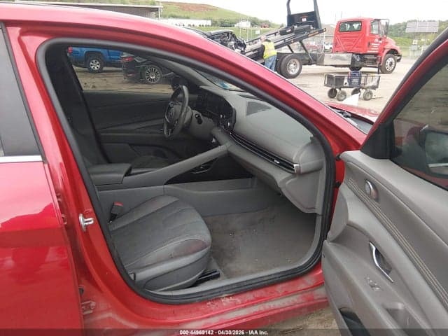 2021 HYUNDAI ELANTRA SEL 5
