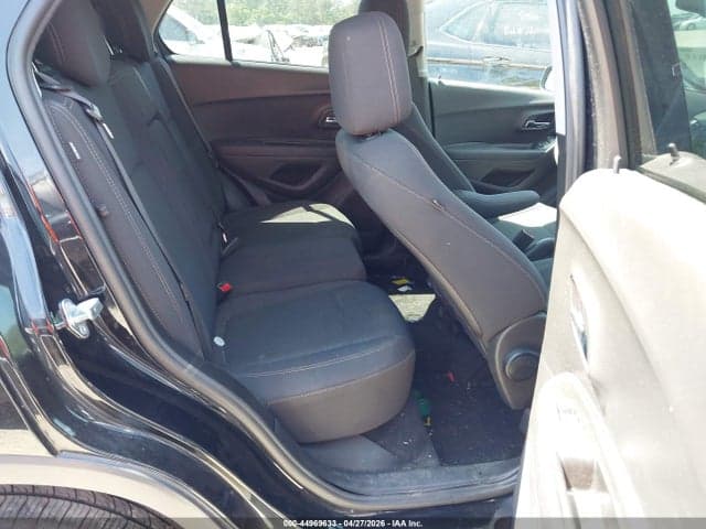 2020 CHEVROLET TRAX AWD LS 8