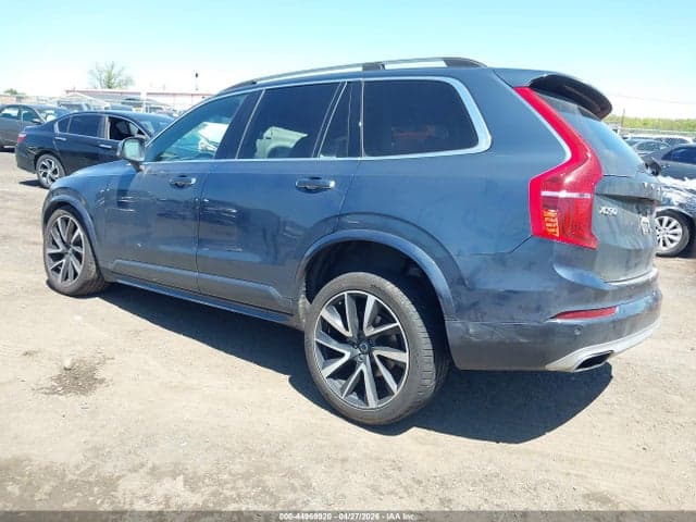 2018 VOLVO XC90 T6 MOMENTUM 4