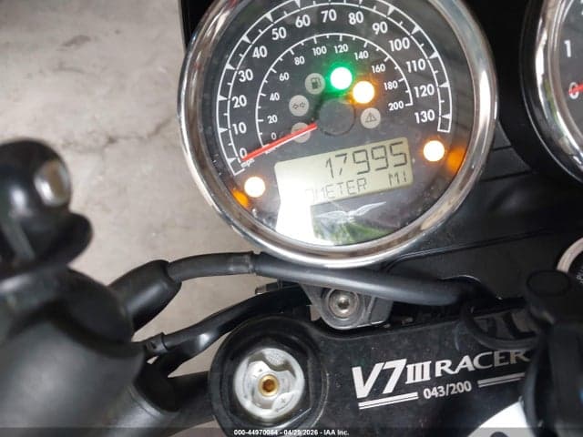 2020 MOTO GUZZI V7 III 7
