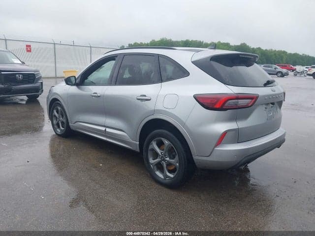 2023 FORD ESCAPE ST-LINE 3