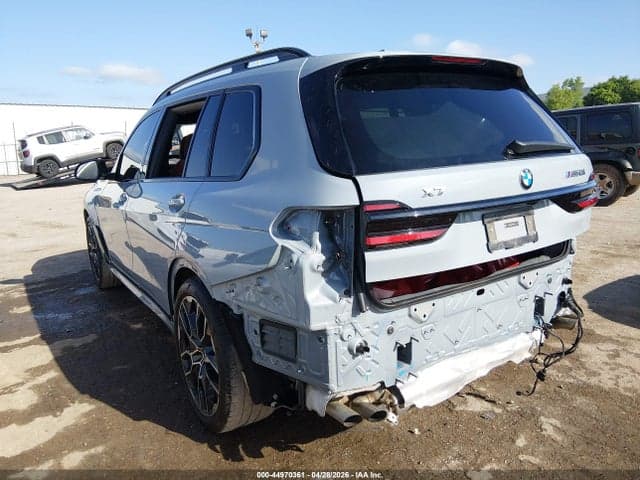 2025 BMW X7 M60I 3