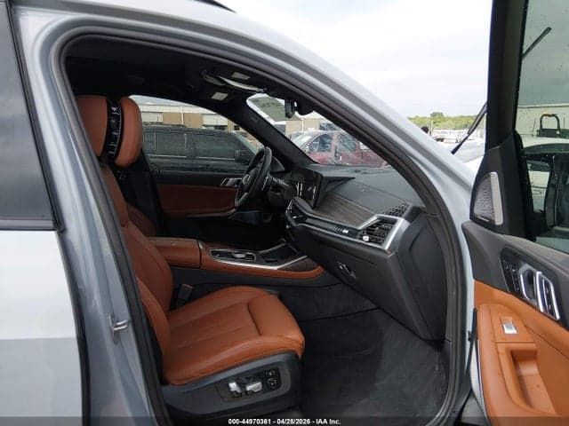 2025 BMW X7 M60I 5