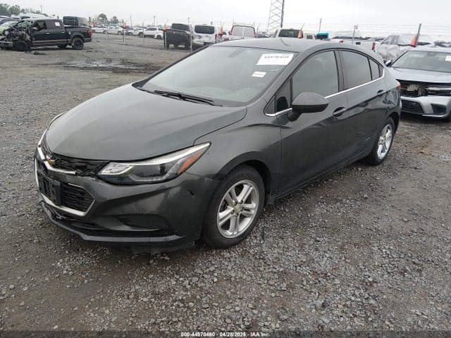 2017 CHEVROLET CRUZE LT AUTO 2