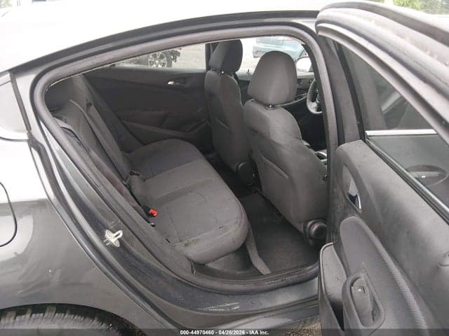 2017 CHEVROLET CRUZE LT AUTO 8