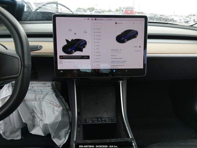 2018 TESLA MODEL 3 LONG RANGE/PERFORMANCE 17