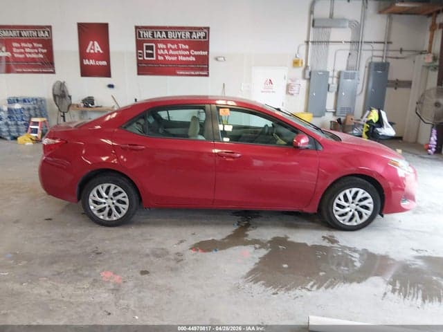 2018 TOYOTA COROLLA LE 12