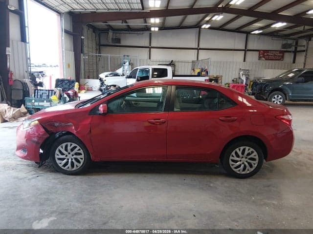 2018 TOYOTA COROLLA LE 13