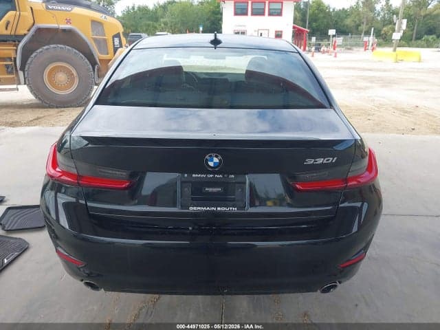 2019 BMW 330I 16