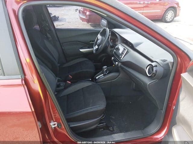 2019 NISSAN KICKS SV 6