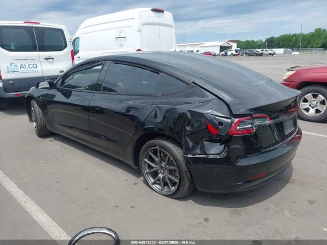 2021 TESLA MODEL 3 STANDARD RANGE PLUS REAR-WHEEL DRIVE 3