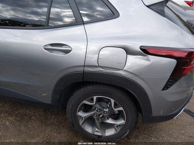 2025 CHEVROLET TRAX FWD LT 6