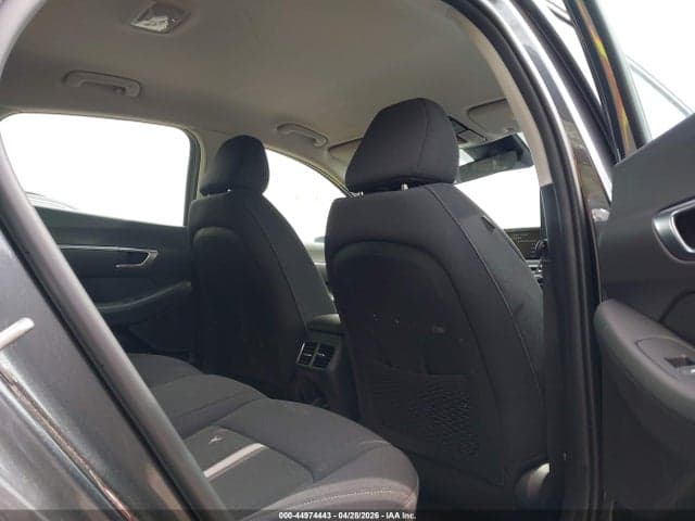 2023 HYUNDAI SONATA HYBRID SEL 8