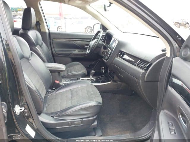 2019 MITSUBISHI OUTLANDER LE/SE/SEL 5