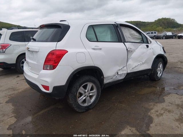 2020 CHEVROLET TRAX AWD LS 4