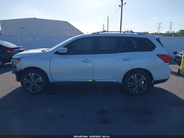 2017 NISSAN PATHFINDER PLATINUM 14