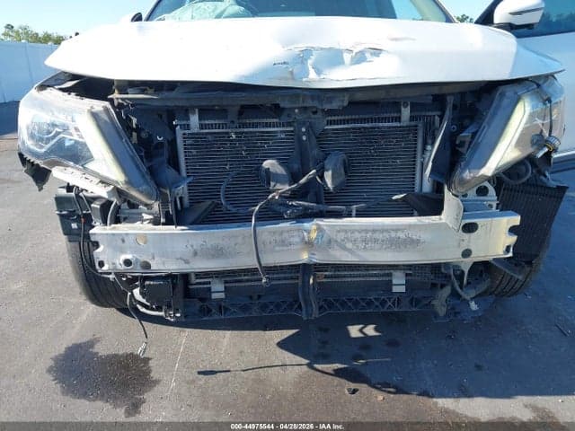 2017 NISSAN PATHFINDER PLATINUM 6