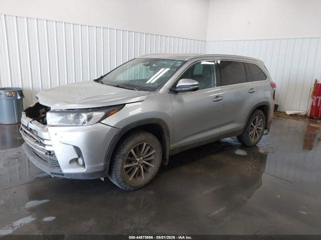 2019 TOYOTA HIGHLANDER XLE 2
