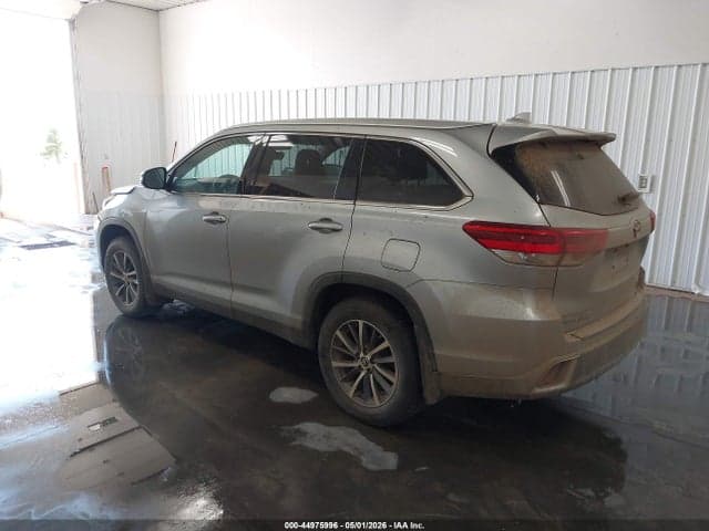 2019 TOYOTA HIGHLANDER XLE 3