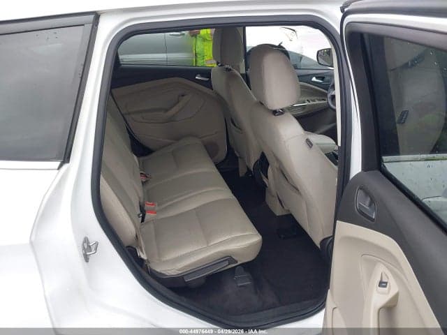 2017 FORD ESCAPE SE 8
